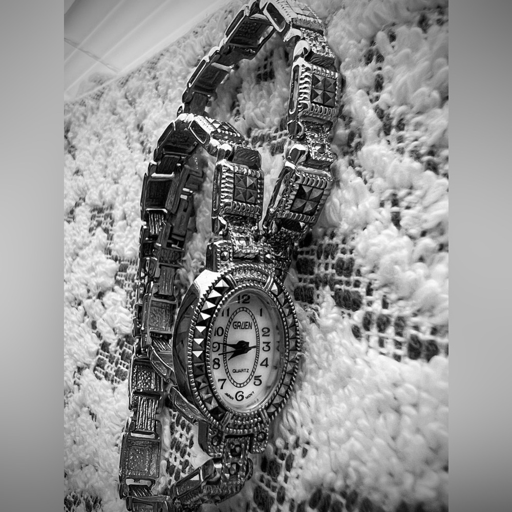 Geneva Elegant Silver Watch